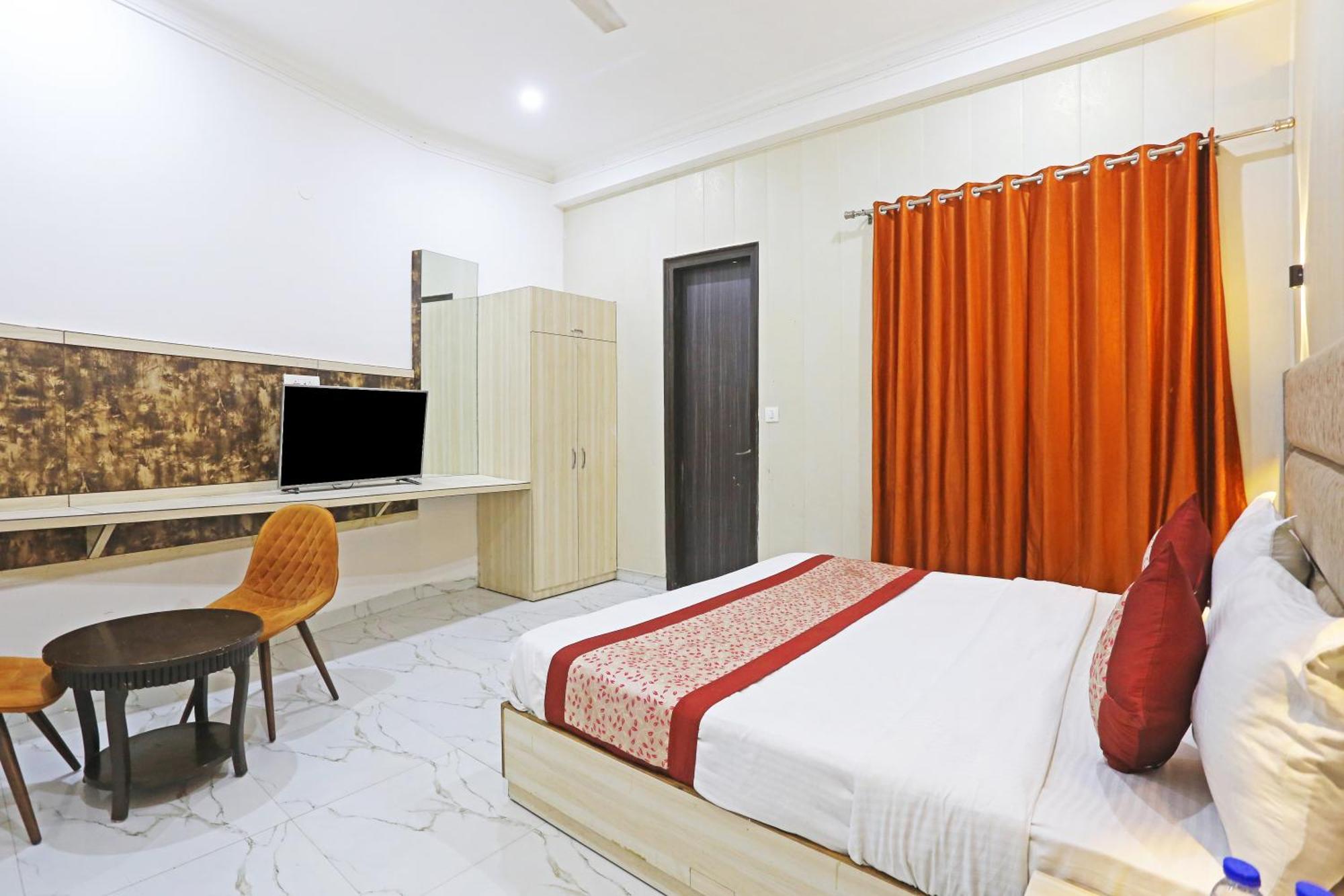 Hotel Almora Sky Near By Delhi International Airport With - Free Airport Pickup And Drop New Delhi Extérieur photo
